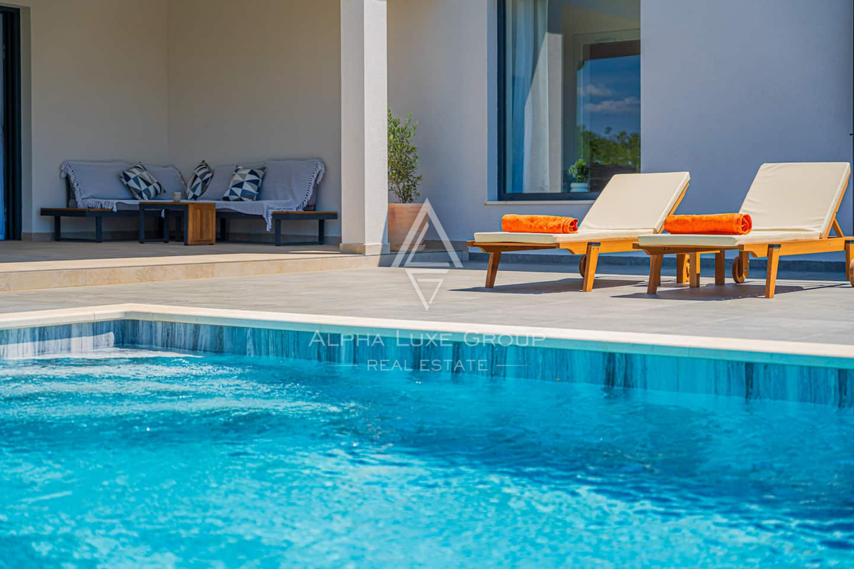 Istra, Labin: Čarobna hiša z bazenom v vasi