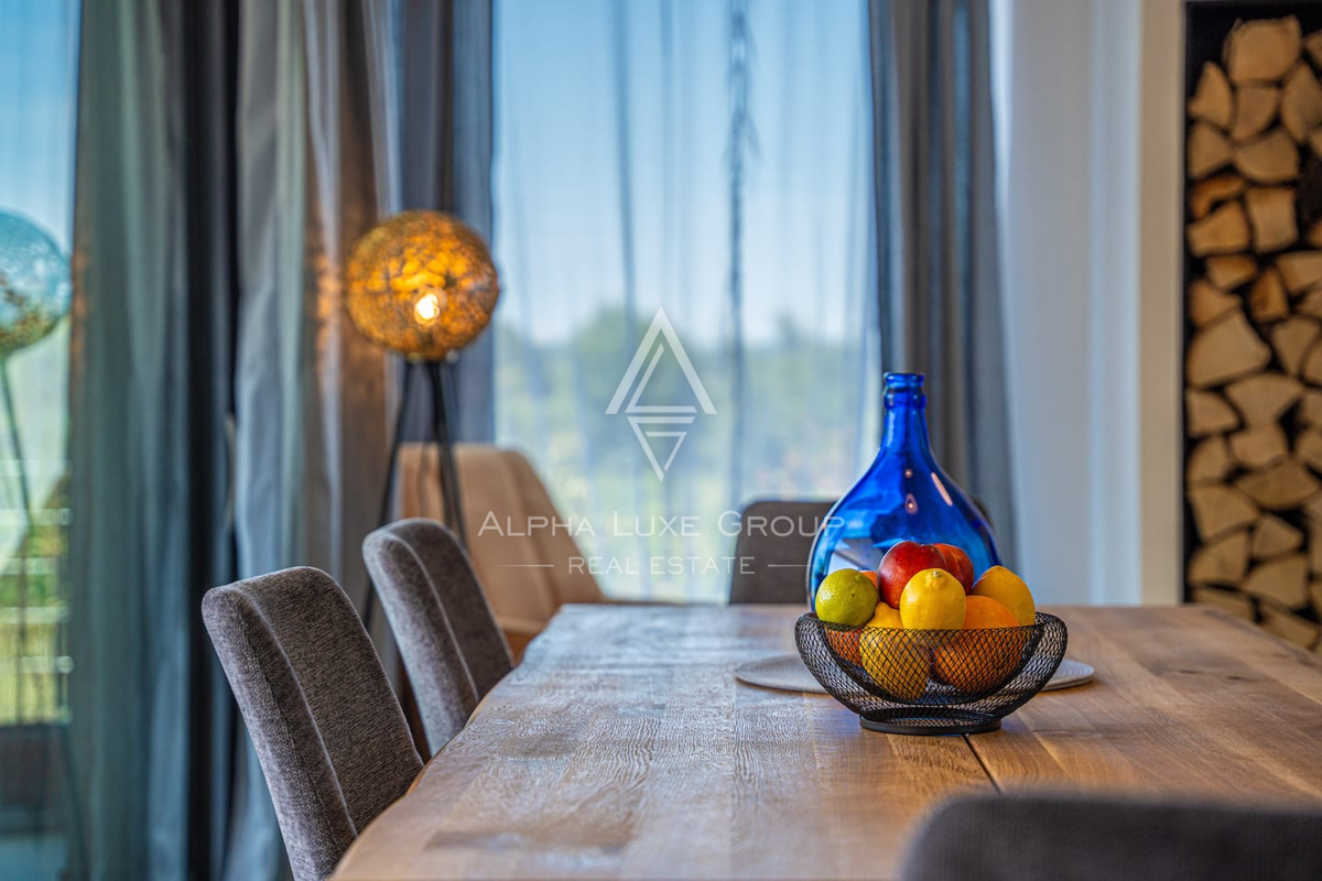 Istra, Labin: Čarobna hiša z bazenom v vasi