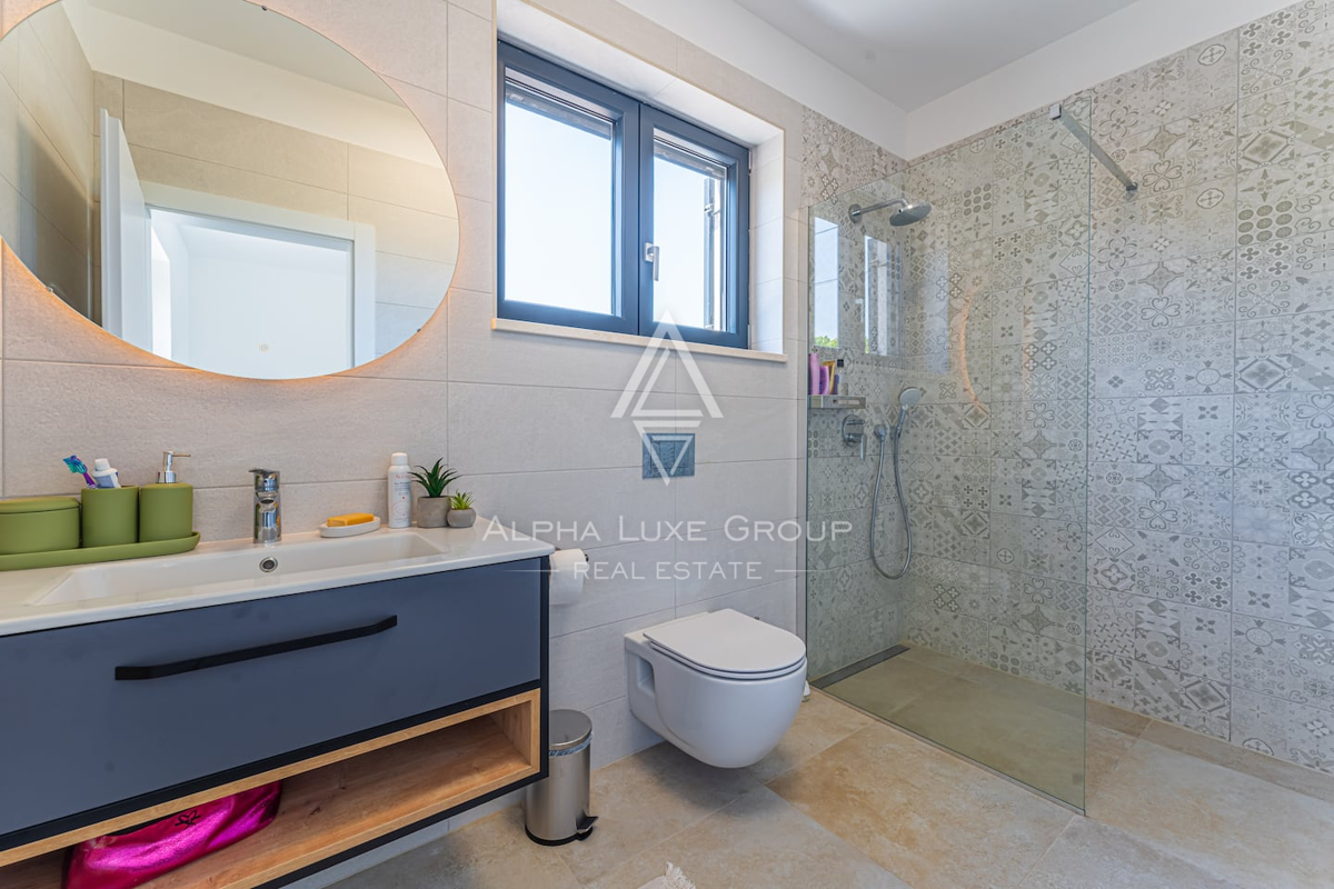 Istra, Labin: Čarobna hiša z bazenom v vasi