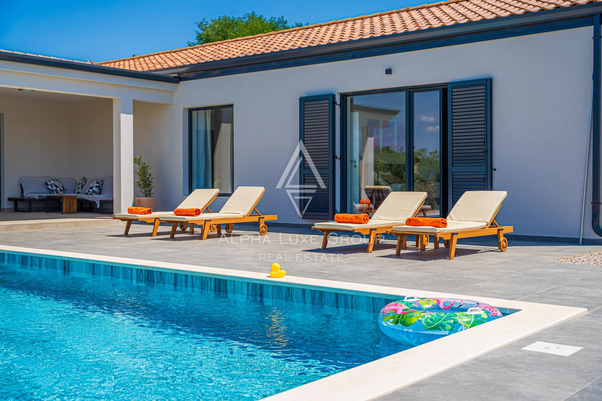 Istra, Labin: Čarobna hiša z bazenom v vasi