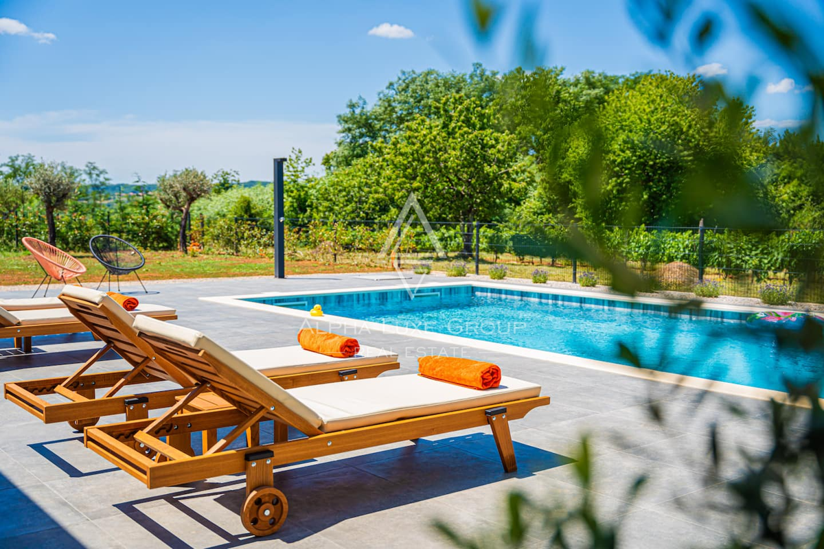 Istra, Labin: Čarobna hiša z bazenom v vasi