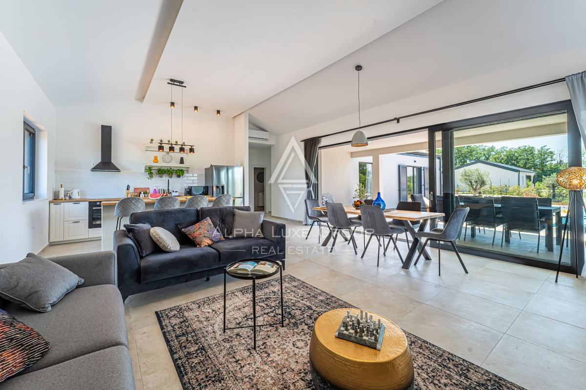 Istra, Labin: Čarobna hiša z bazenom v vasi