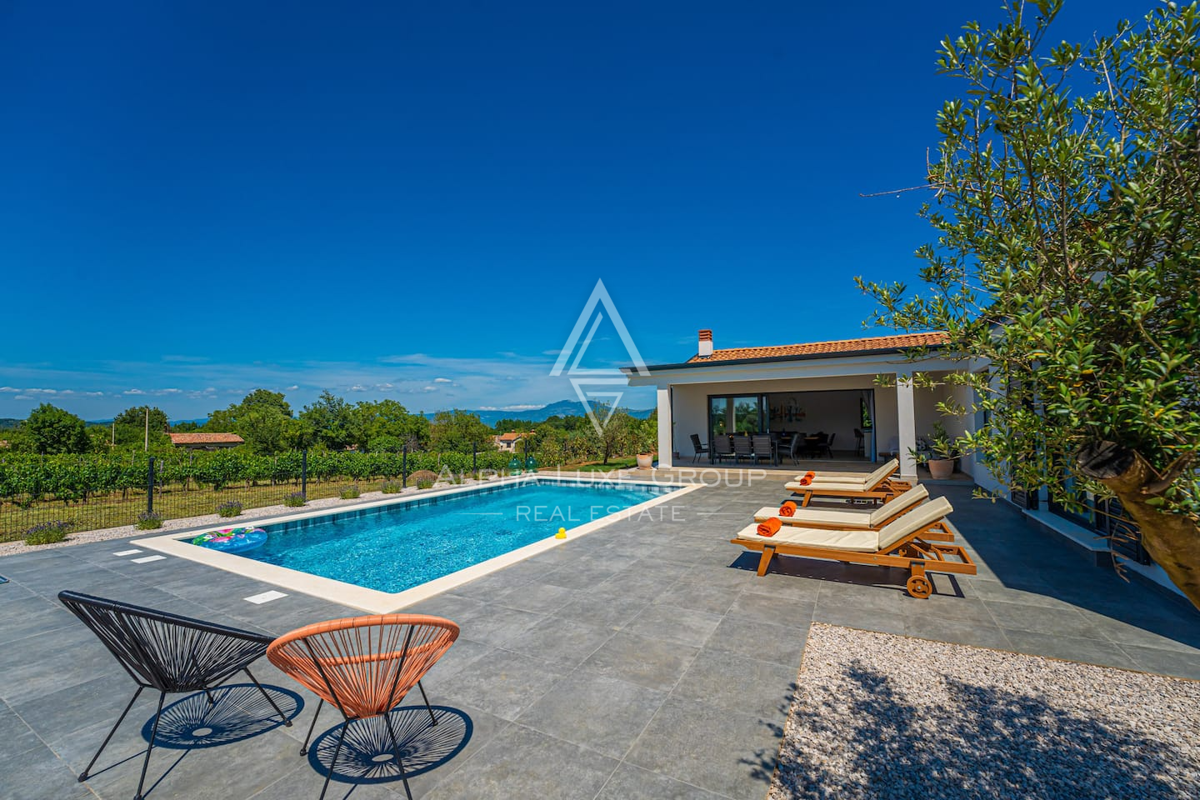 Istra, Labin: Čarobna hiša z bazenom v vasi