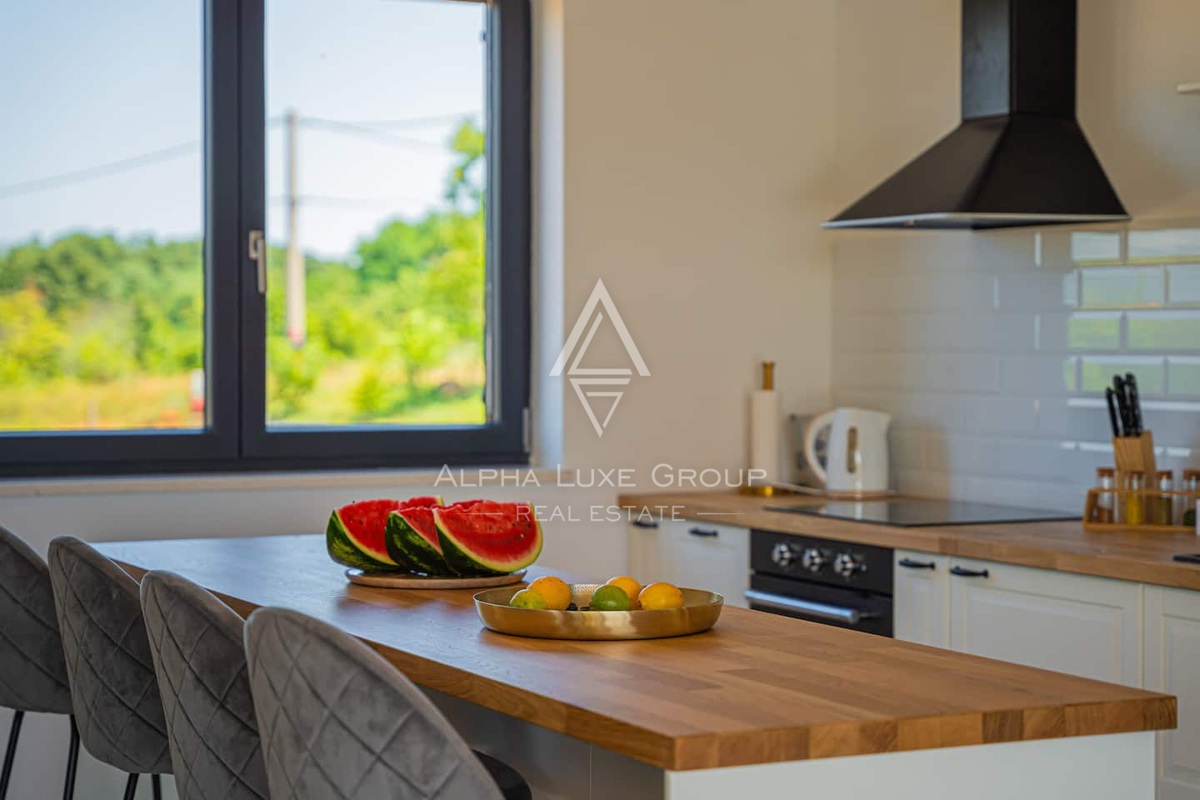 Istra, Labin: Čarobna hiša z bazenom v vasi