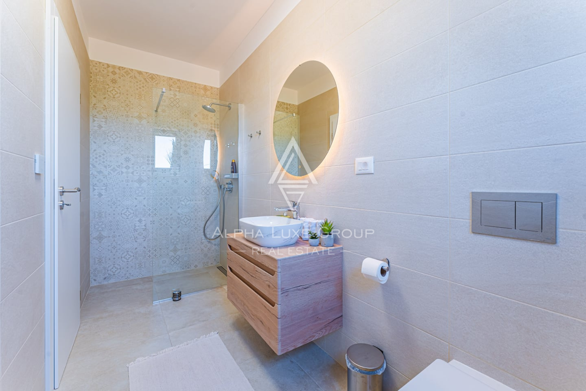 Istra, Labin: Čarobna hiša z bazenom v vasi