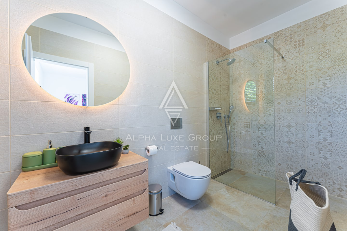 Istra, Labin: Čarobna hiša z bazenom v vasi