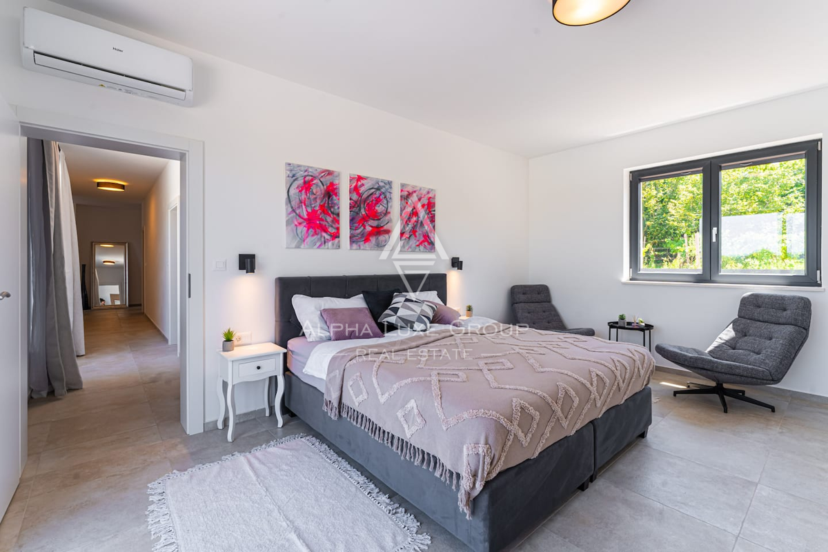 Istra, Labin: Čarobna hiša z bazenom v vasi