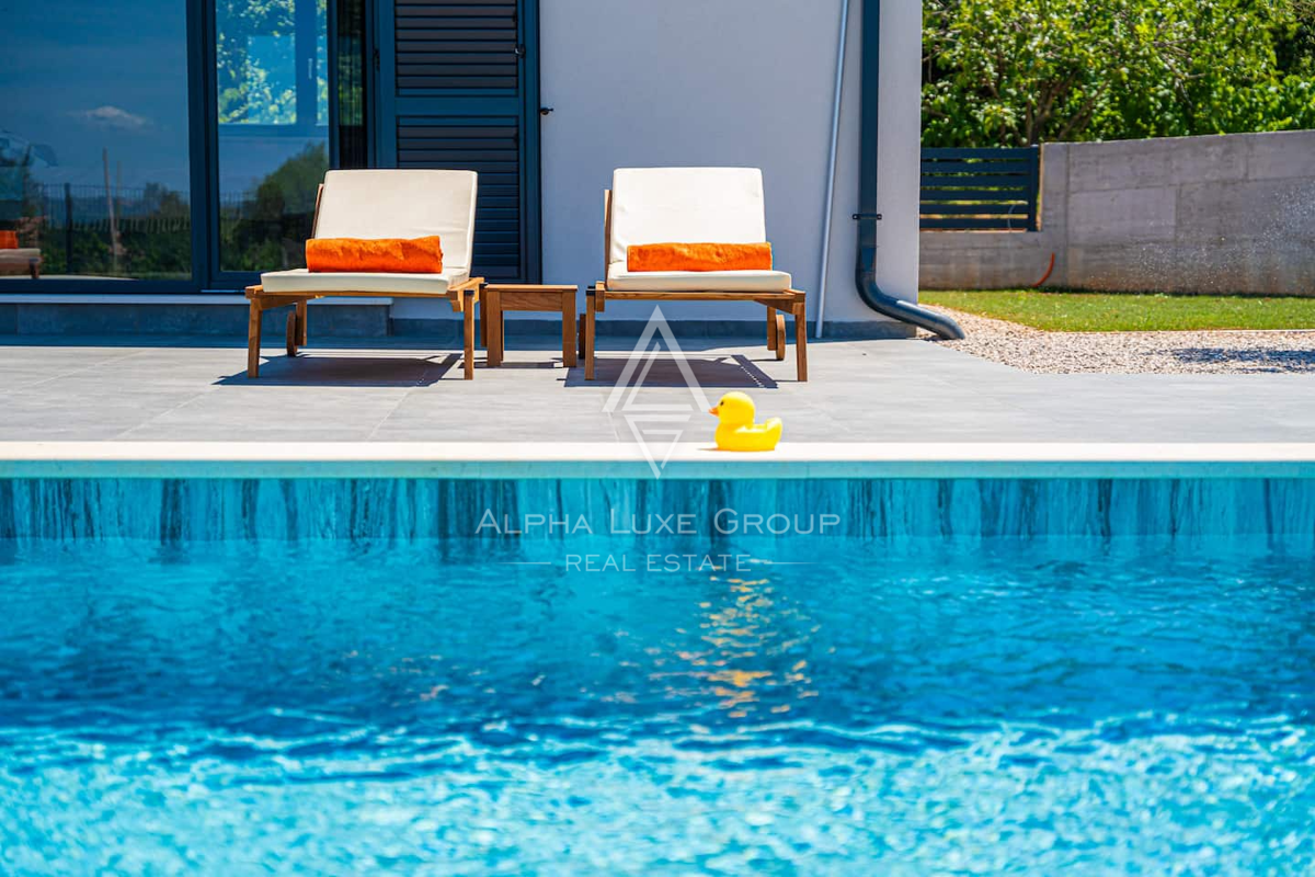 Istra, Labin: Čarobna hiša z bazenom v vasi