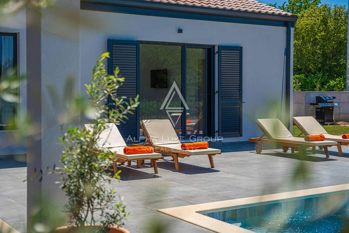 Istra, Labin: Čarobna hiša z bazenom v vasi