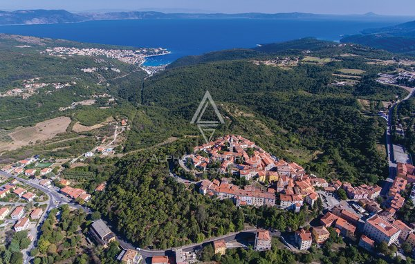 Istra, Labin: Moderna hiša z bazenom in tenisom