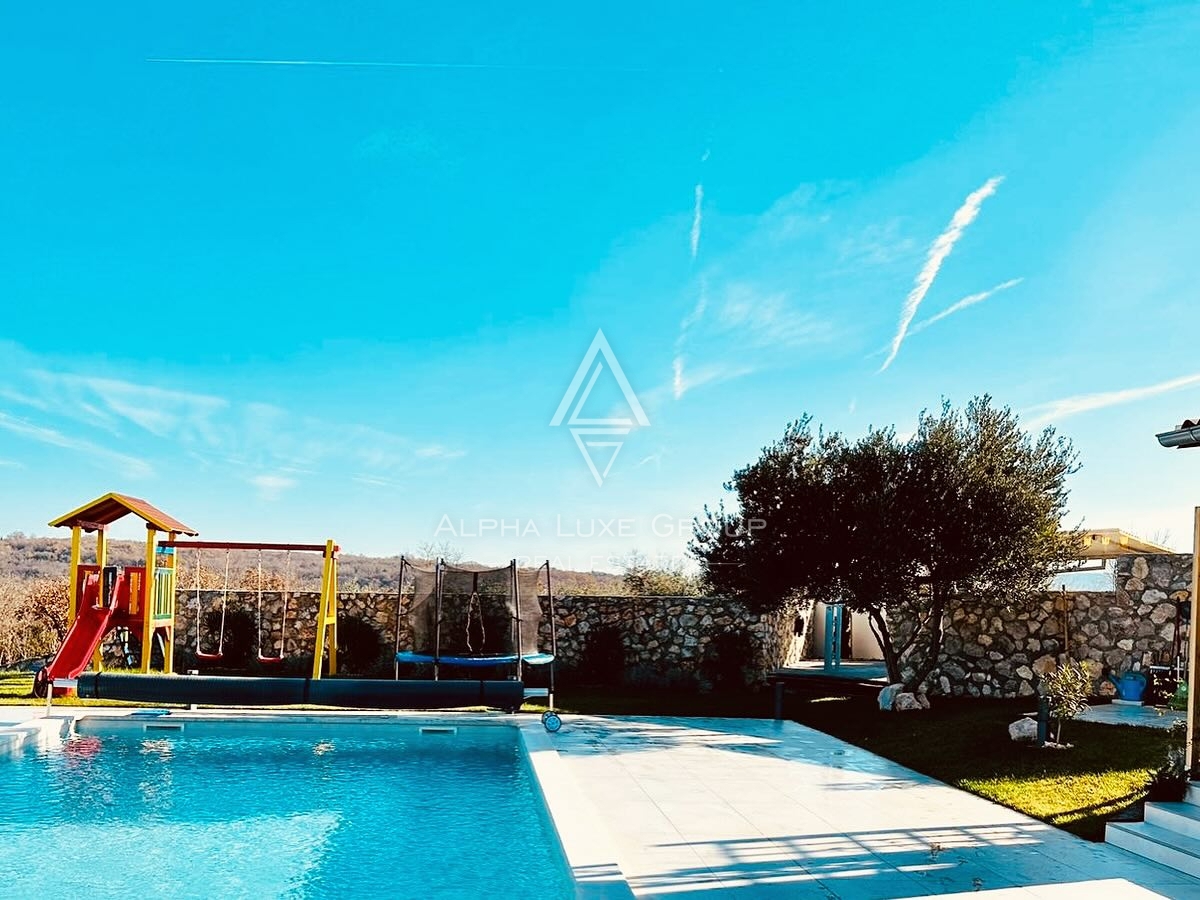 Istra, Labin – Elegantna razkošna vila z razgledom