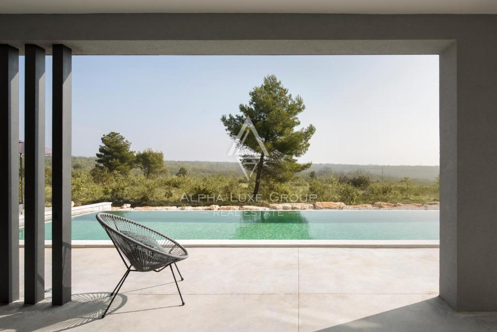 Istra, Vodnjan: Moderna vila z bazenom