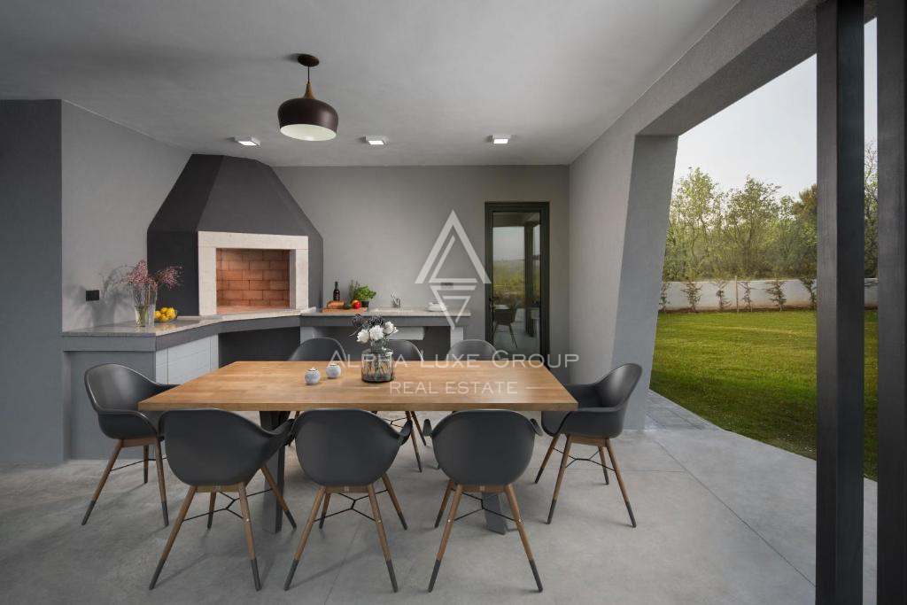 Istra, Vodnjan: Moderna vila z bazenom