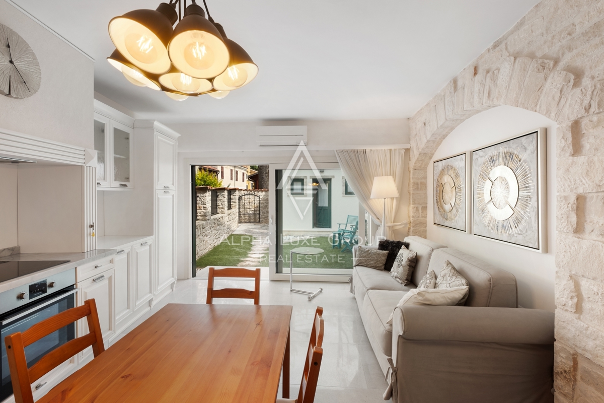 Istra, Novigrad – Prenovljena hiša blizu morja