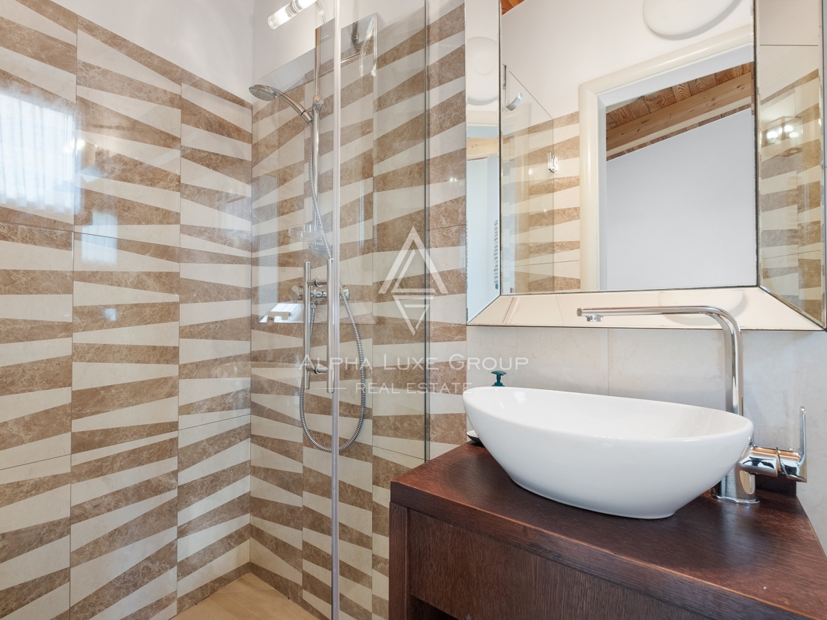 Istra, Novigrad – Prenovljena hiša blizu morja