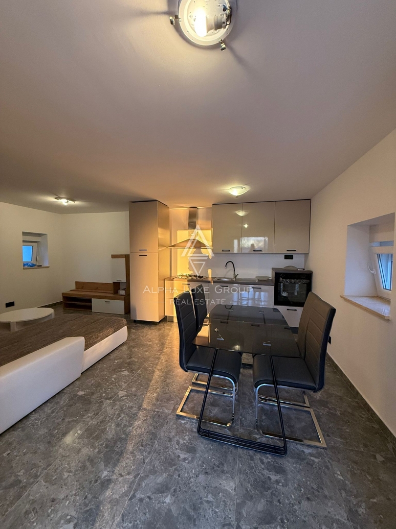 Istra, Žminj – Prenovljena samostojna hiša z bazenom