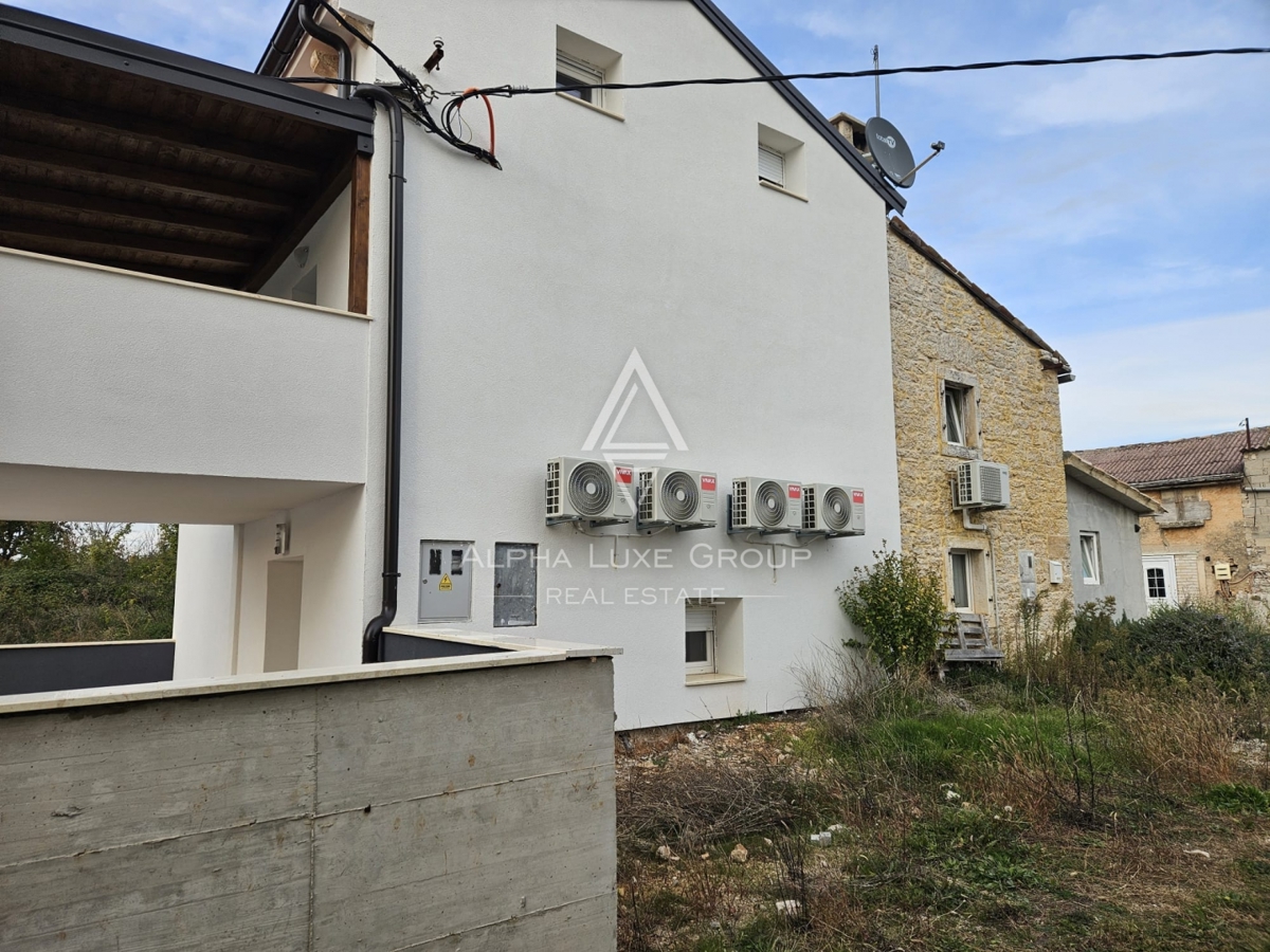 Istra, Žminj – Prenovljena samostojna hiša z bazenom