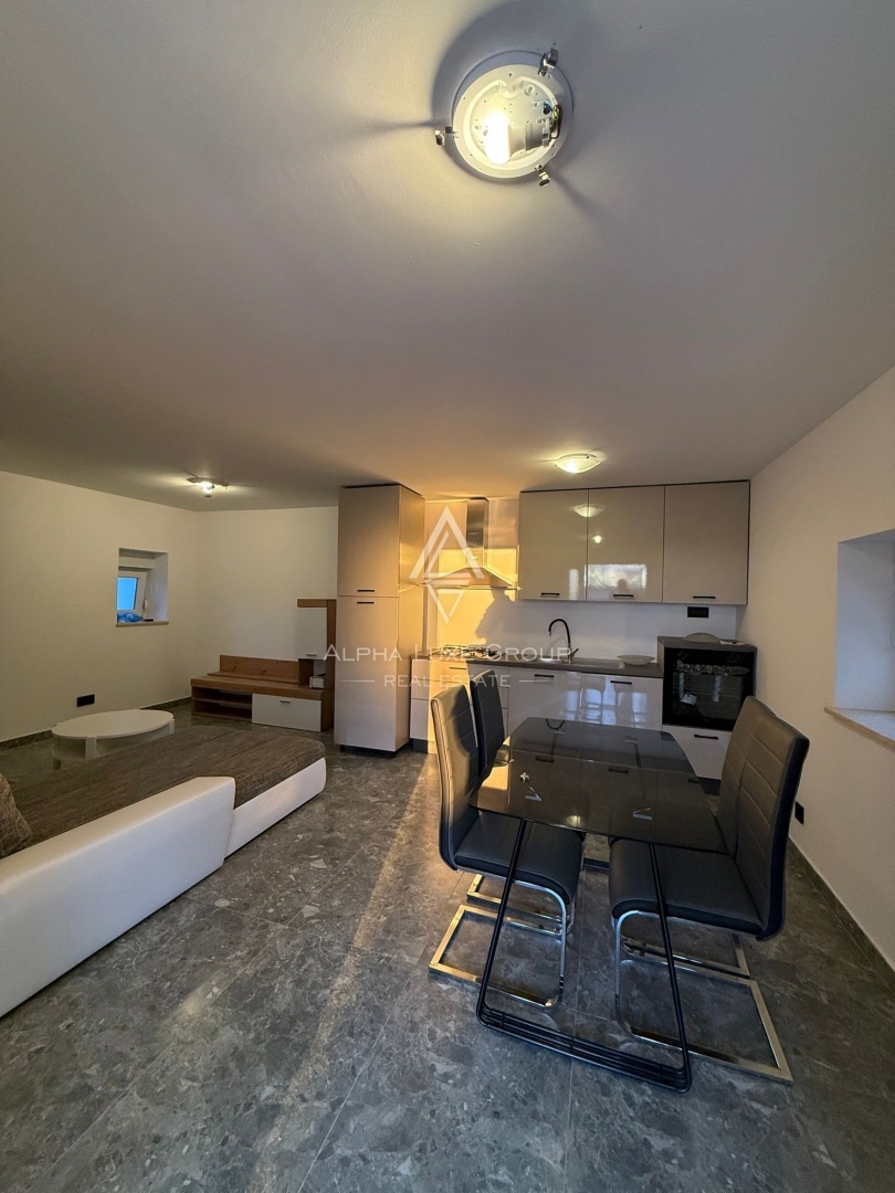 Istra, Žminj – Prenovljena samostojna hiša z bazenom