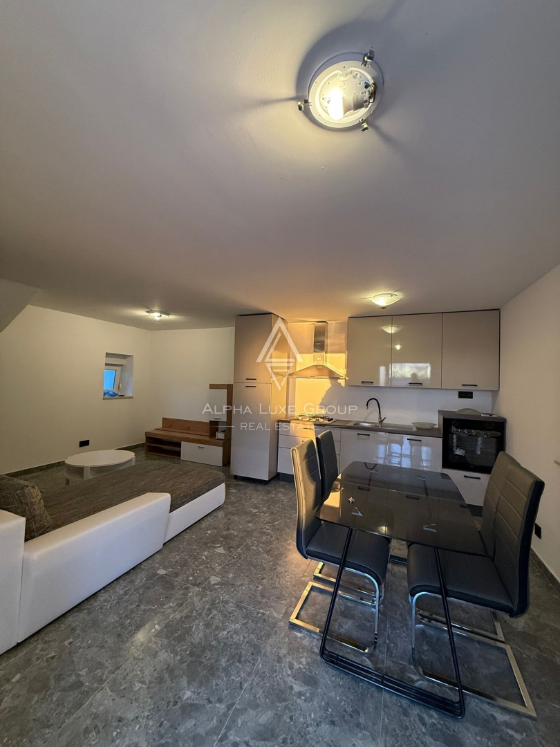 Istra, Žminj – Prenovljena samostojna hiša z bazenom