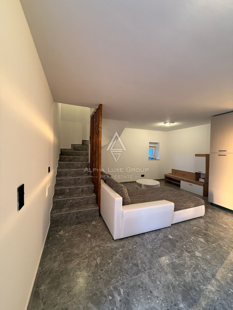 Istra, Žminj – Prenovljena samostojna hiša z bazenom