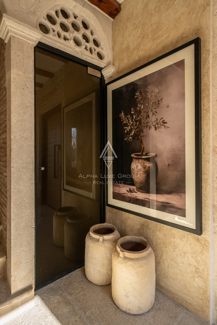 Istra, Bale: Prenovljen stan v starem mestnem jedru