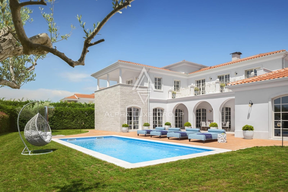 Istra, Poreč, Luksuzna vila z bazenom in panoramskim pogledom na morje