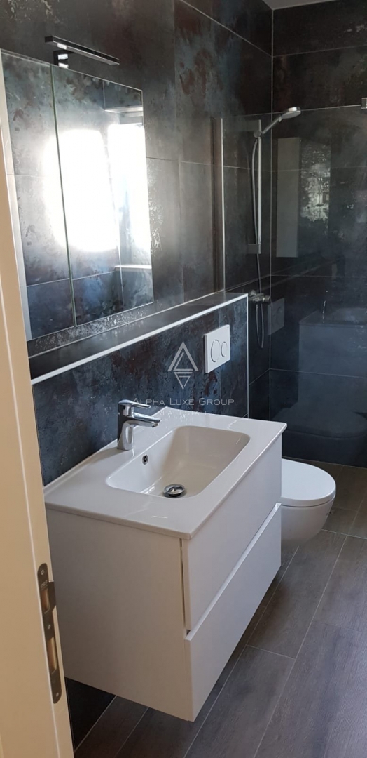 Istra, Poreč – Sodobni penthouse s privatnim jacuzziem na strehi