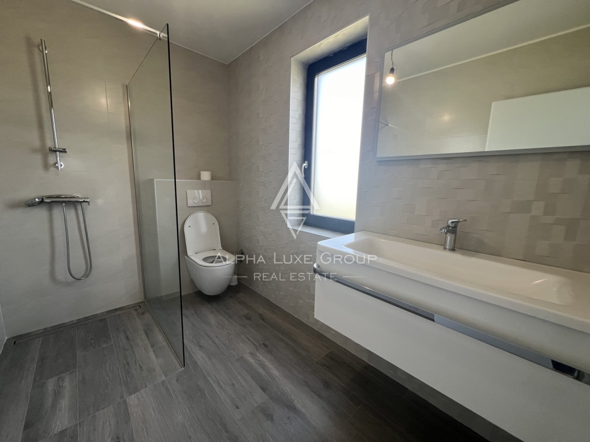 Poreč, Istra: Nova vila blizu mesta in obale
