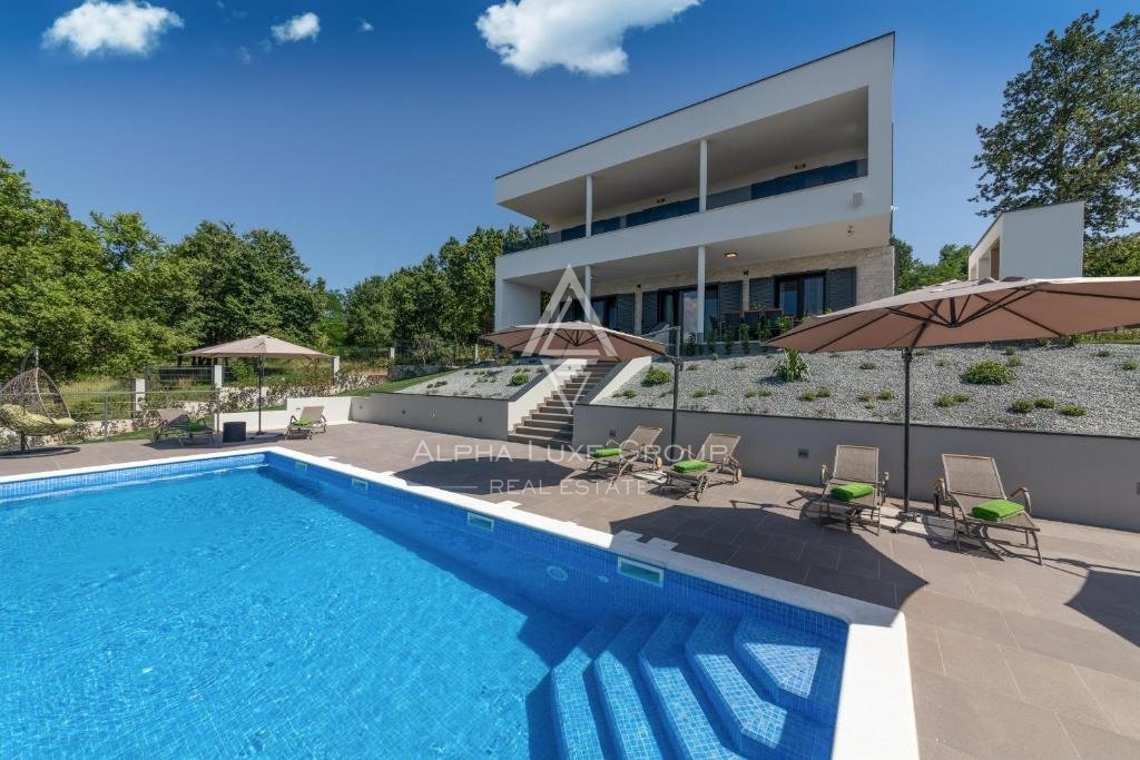 Istra, Rabac: Ekskluzivna vila z ogrevanim bazenom in dih jemajočimi razgledi