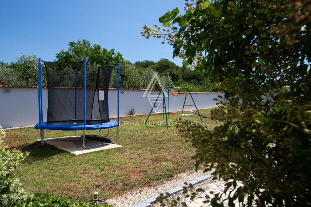 Pomer, Istra: Prodaja izjemne hiše blizu morja