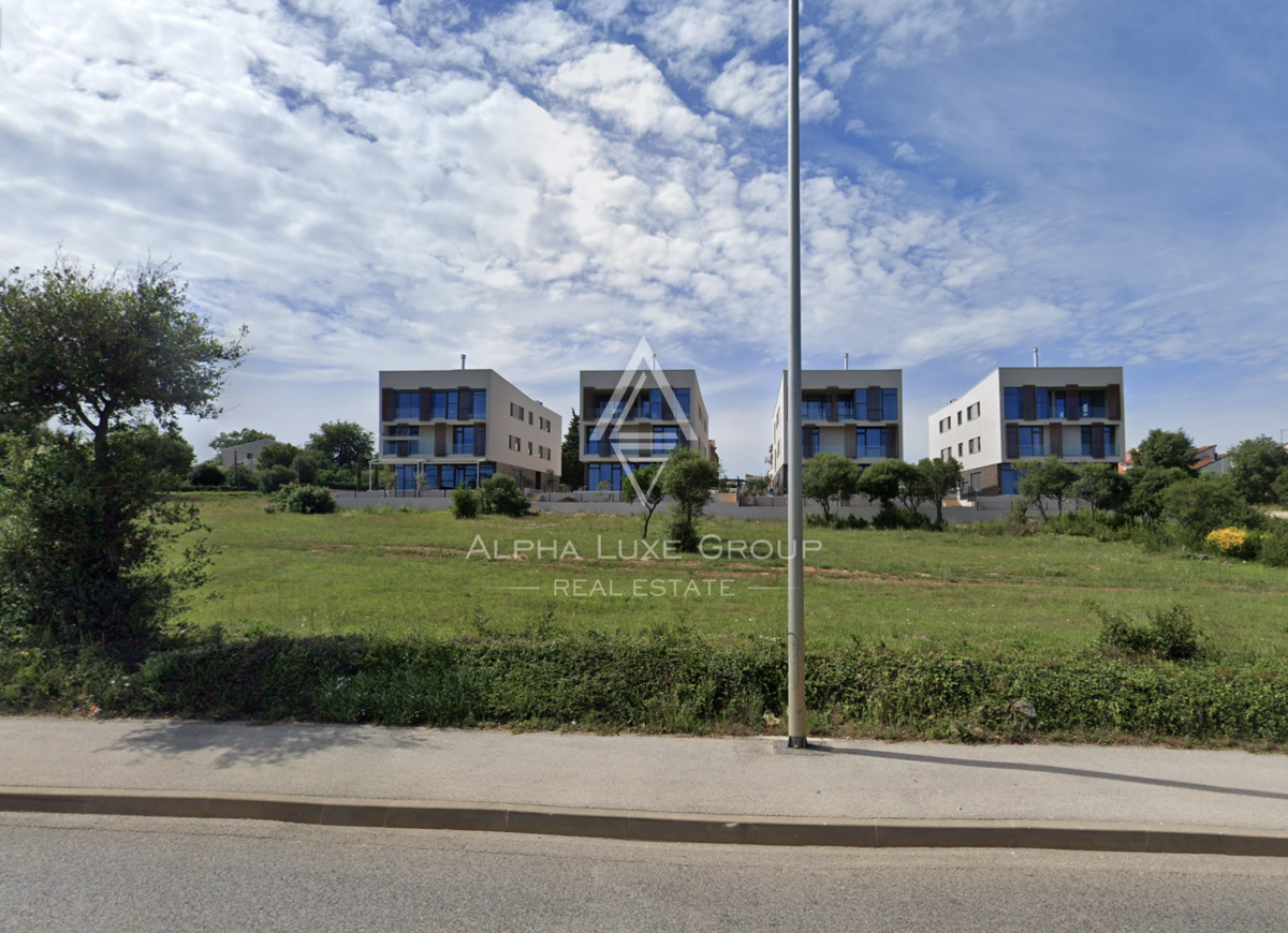 Rovinj, Istra: Sodobni dupleks z vrtom in garažo