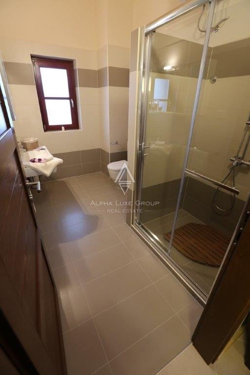 Istra, Svetvinčenat: Osupljiva vila z obsežnim vrtom