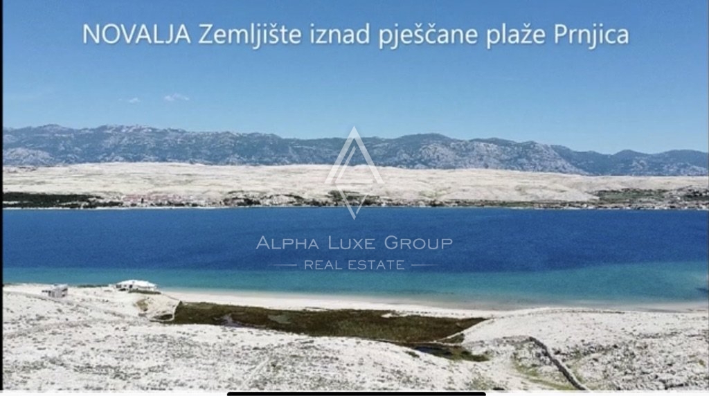 Večnamensko zemljišče v bližini lepih plaž, Novalja, otok Pag
