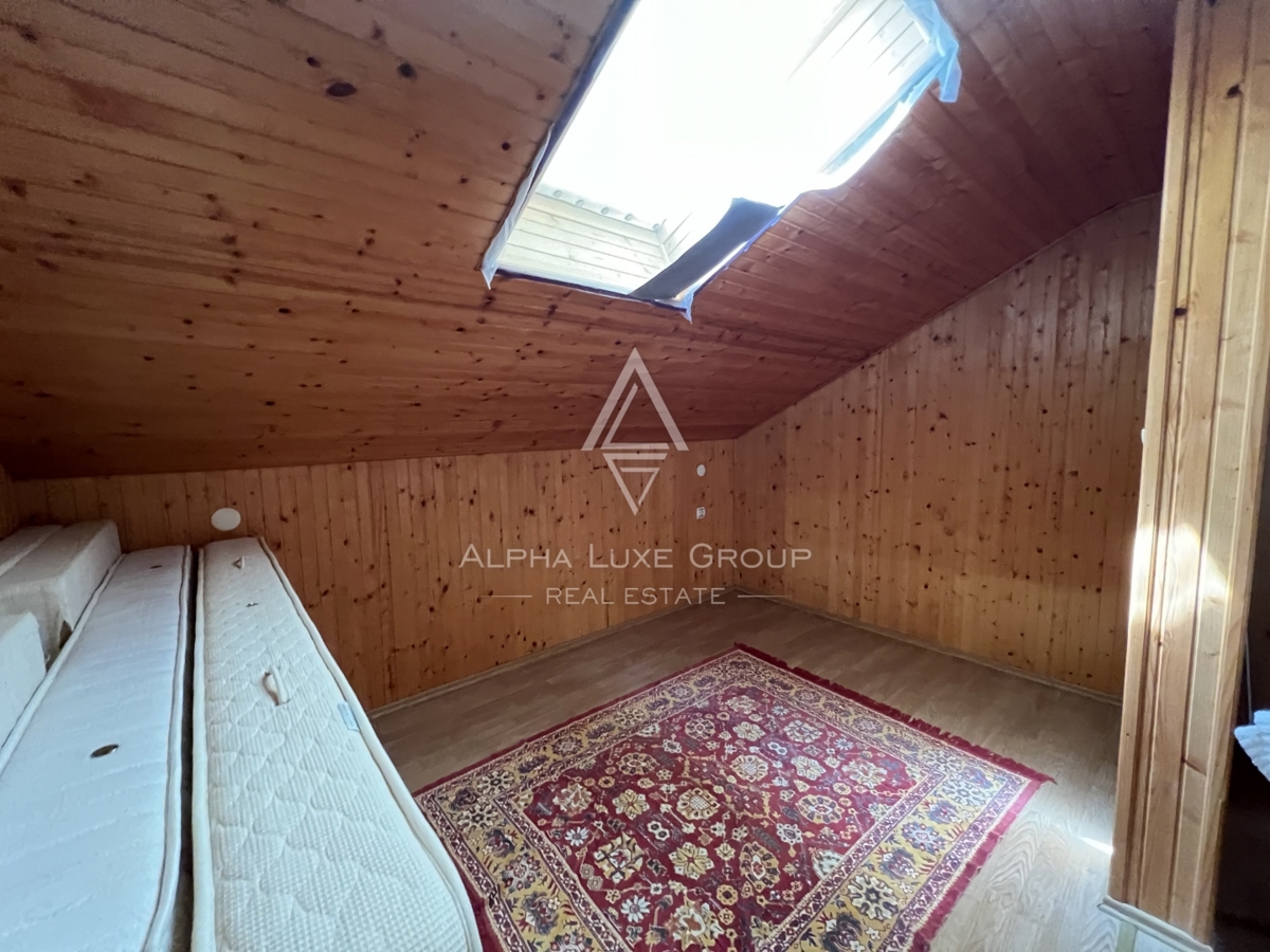 Vir, Zadar – Prijetna hiša z vrtom na mirni lokaciji