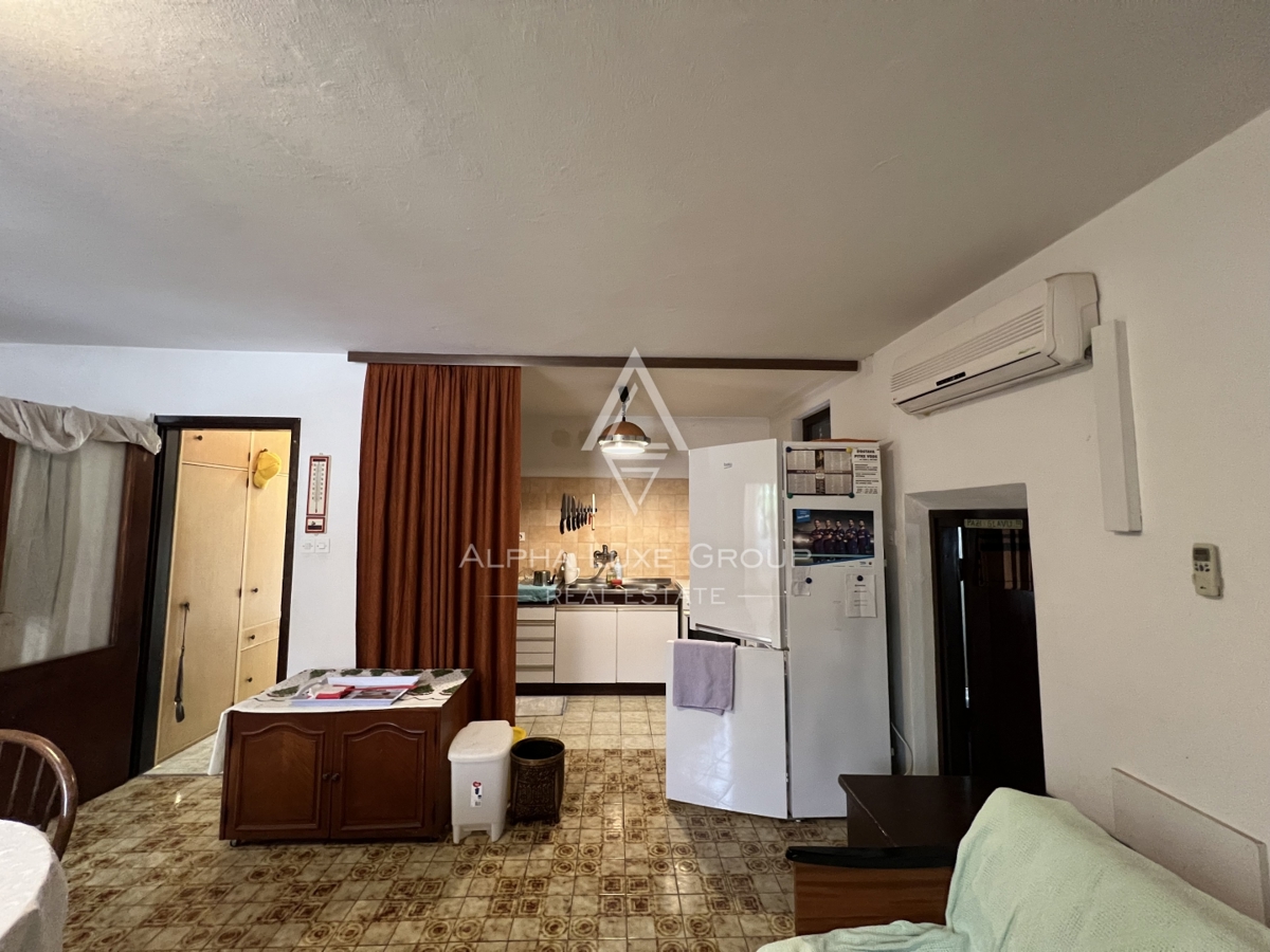 Vir, Zadar – Prijetna hiša z vrtom na mirni lokaciji