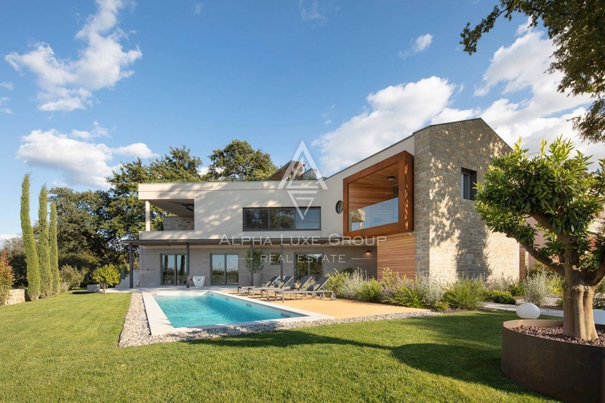 Vila z bazenom in pogledom na morje in vinograde, Istra, Poreč