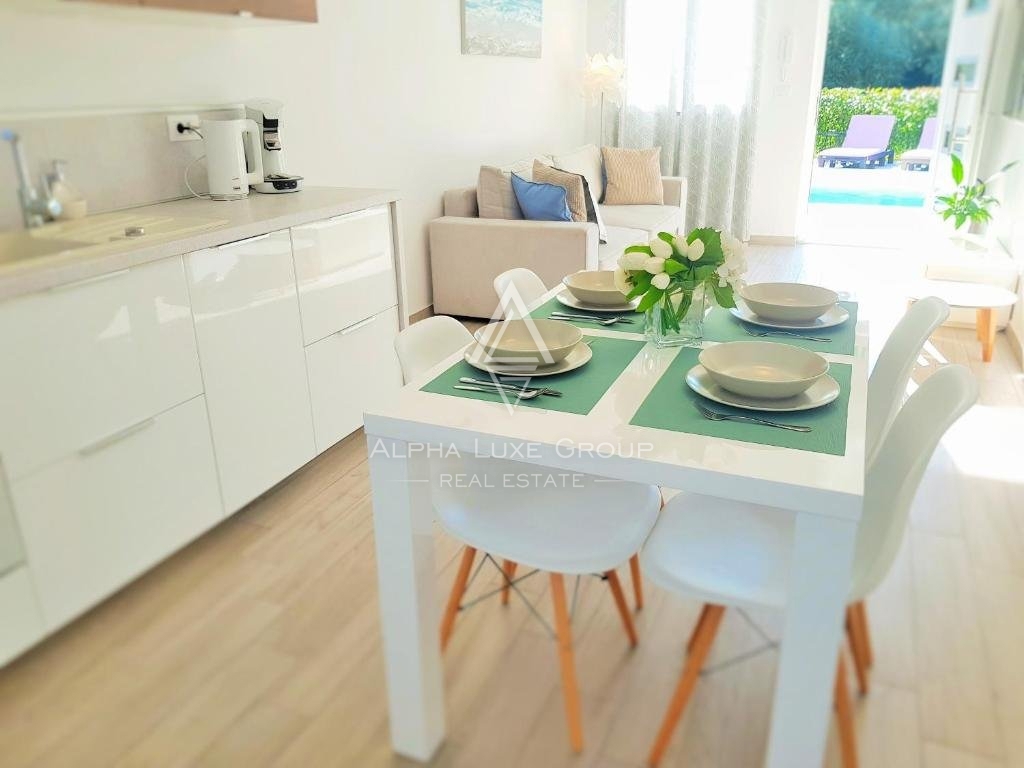 Apartmajska hiša z bazenom, Istra, Medulin
