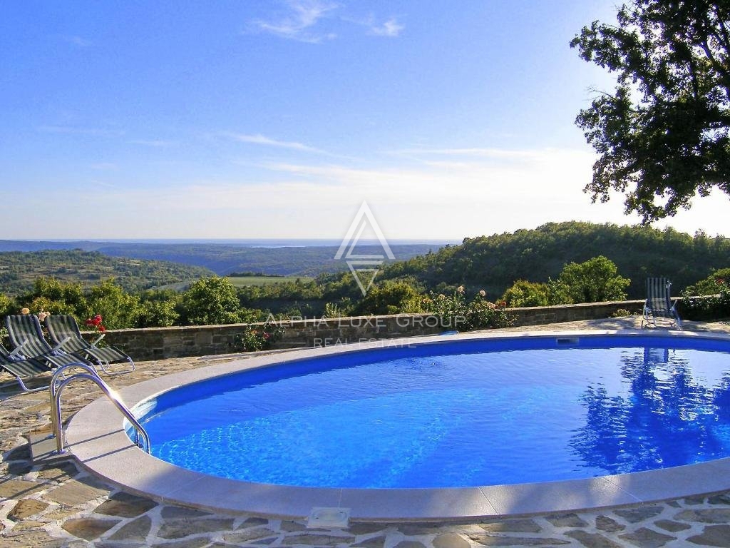 Odlična vila s čudovitim panoramskim razgledom, ISTRA, Buje