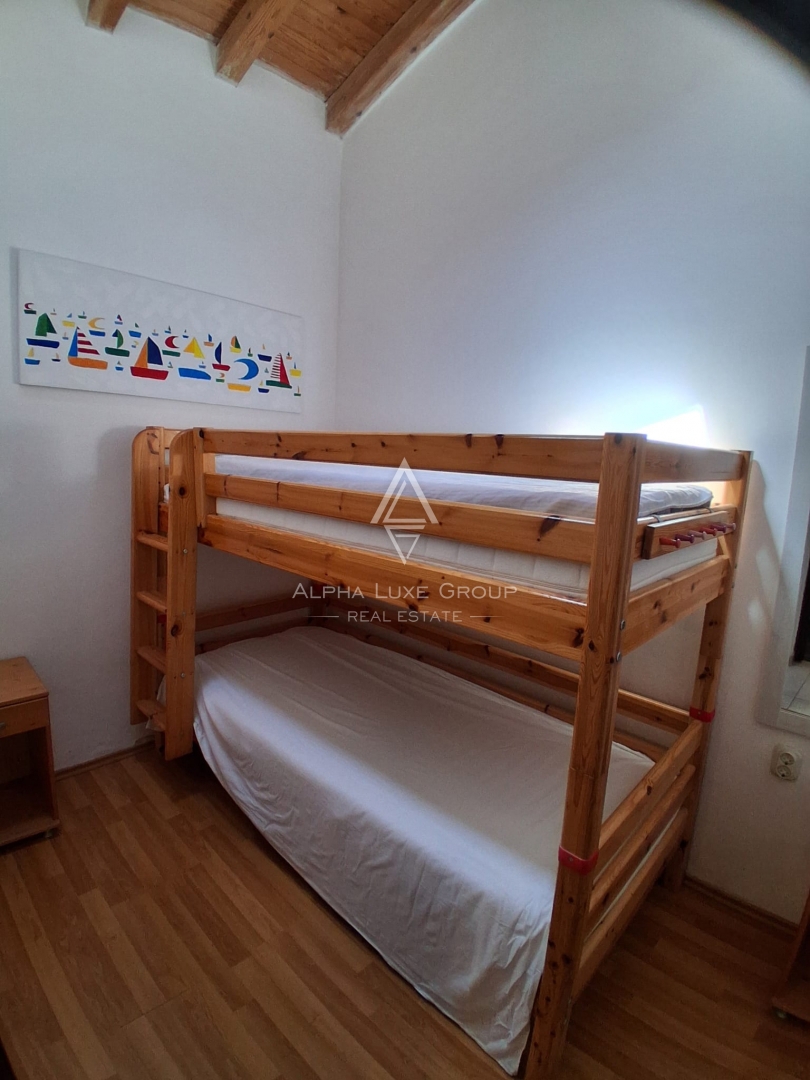 Poreč, Istra: Prenovljena hiša pritličje blizu plaže