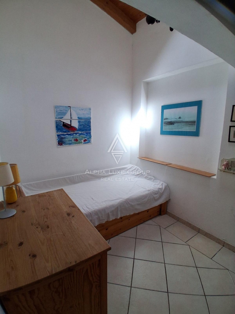 Poreč, Istra: Prenovljena hiša pritličje blizu plaže