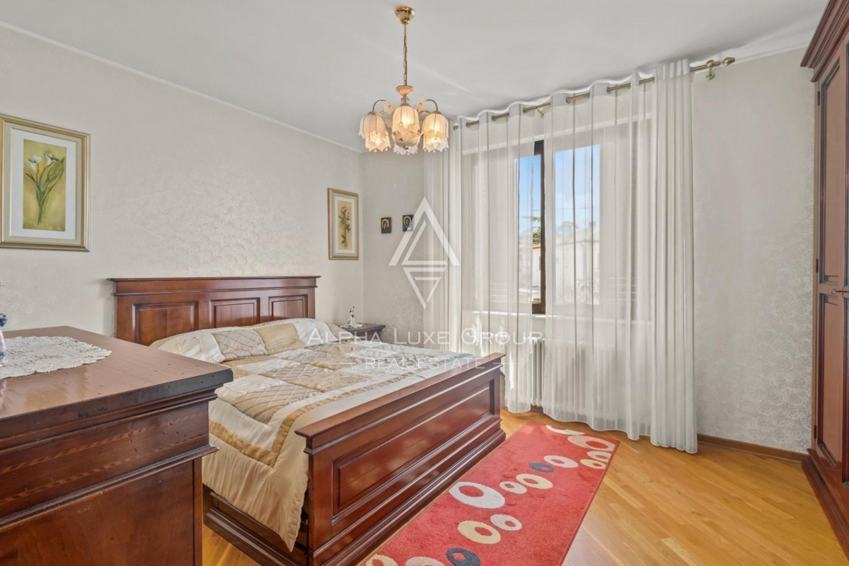 Istra, Umag – Elegantna hiša z razgledom na morje