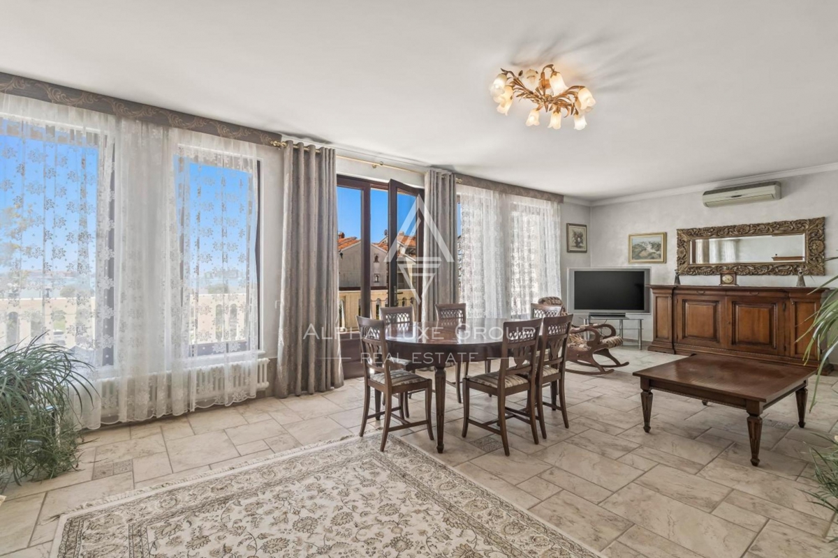 Istra, Umag – Elegantna hiša z razgledom na morje