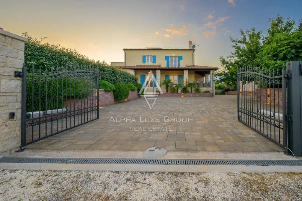 Istra, Rebići: Elegantna vila z bazenom in intimo