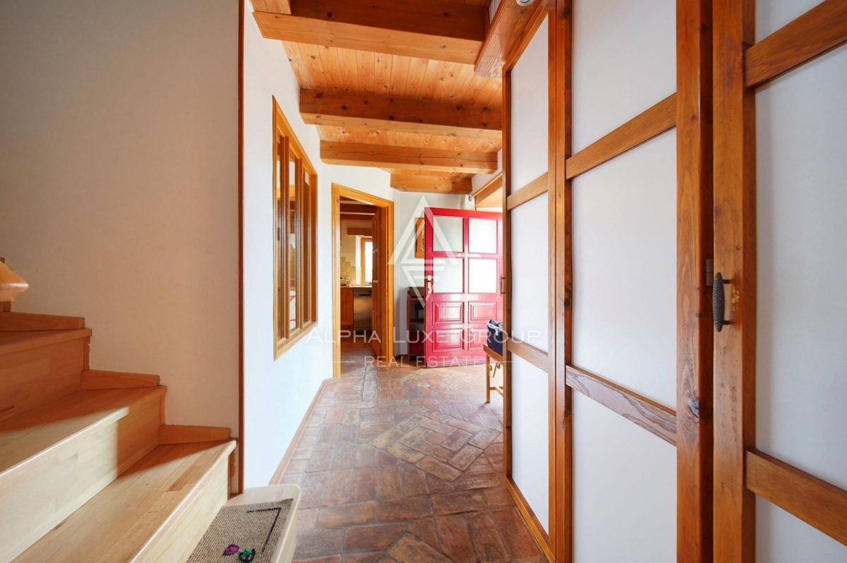 Istra, Kanfanar – Prenovljena kamnita hiša z vrtom