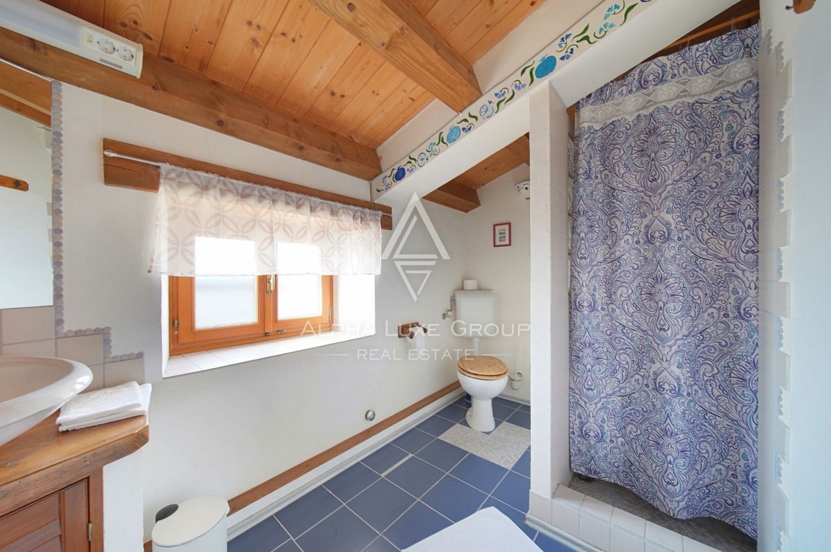 Istra, Kanfanar – Prenovljena kamnita hiša z vrtom