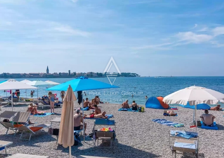 Istra, okolica Poreča, Fantastična hiša s prostornim vrtom na prodaj