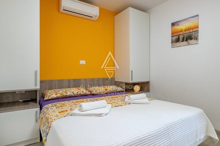 Pula: Prostorna samostojna nepremičnina z več apartmaji naprodaj