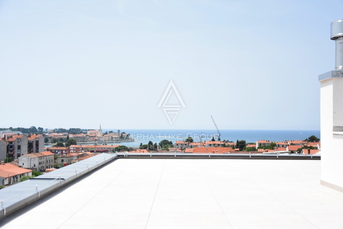 Poreč - Ekskluzivni penthouse z garažo
