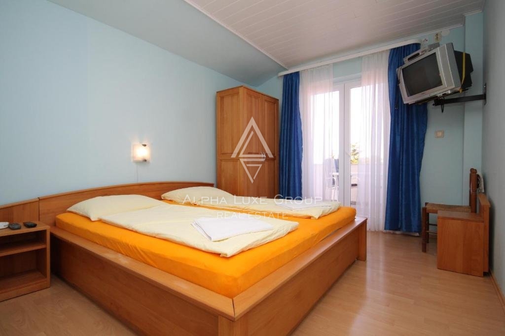 Peroj, Istra: Osupljiv hotel s pogledom na morje, le kratek sprehod od plaže