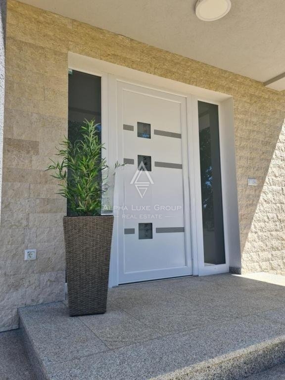 Kaštelir, Istra - Razkošna vila z bazenom, blizu morja